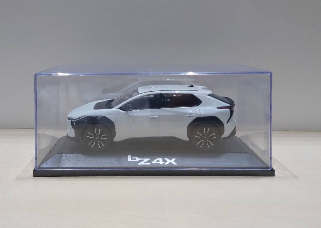 非売品　トヨタ　ミニカー sddefault.jpg